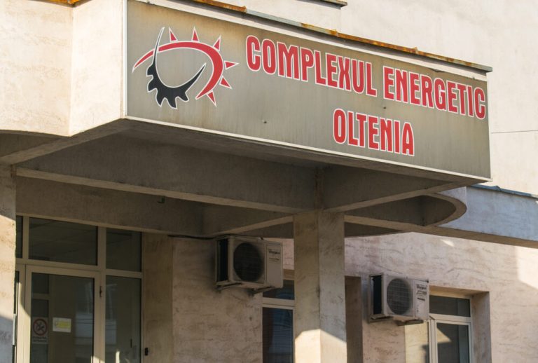 The,Headquarters,Of,The,Oltenia,Energy,Complex.,Romania,,Targu,Jiu