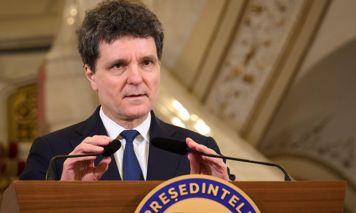 nicușor dan